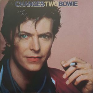 CHANGESTWOBOWIE